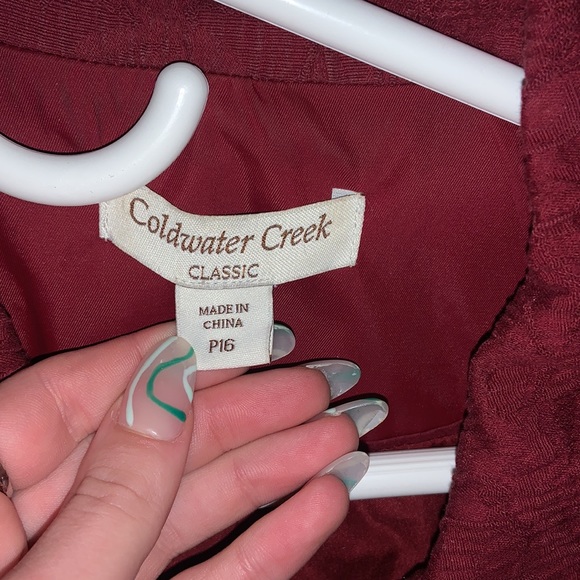 Red jacket - Picture 3 of 4